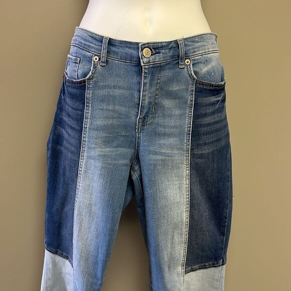 LOGO by Lori Goldstein Patchwork Blue Straight Leg 5 Distressed Jeans- Size 6 - Picture 4 of 15